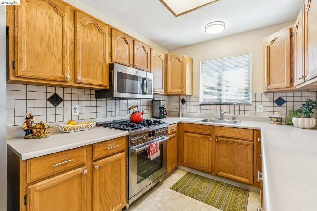 4203 Garden Lane El Sobrante CA 94803