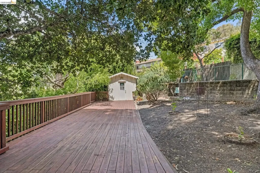4203 Garden Lane El Sobrante CA 94803