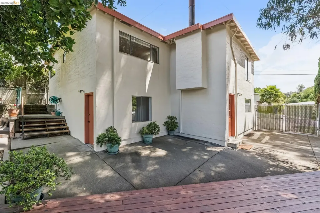 4203 Garden Lane El Sobrante CA 94803