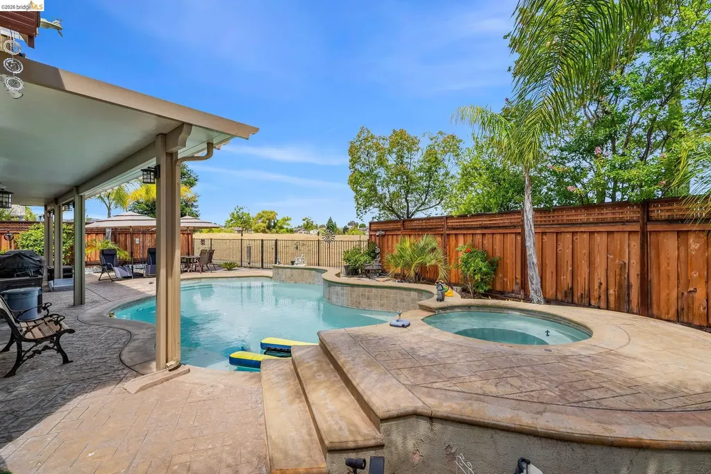 2611 Torrey Pines Drive Brentwood CA 94513