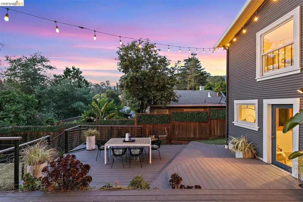 5945 Majestic Avenue Oakland CA 94605
