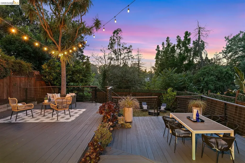 5945 Majestic Avenue Oakland CA 94605