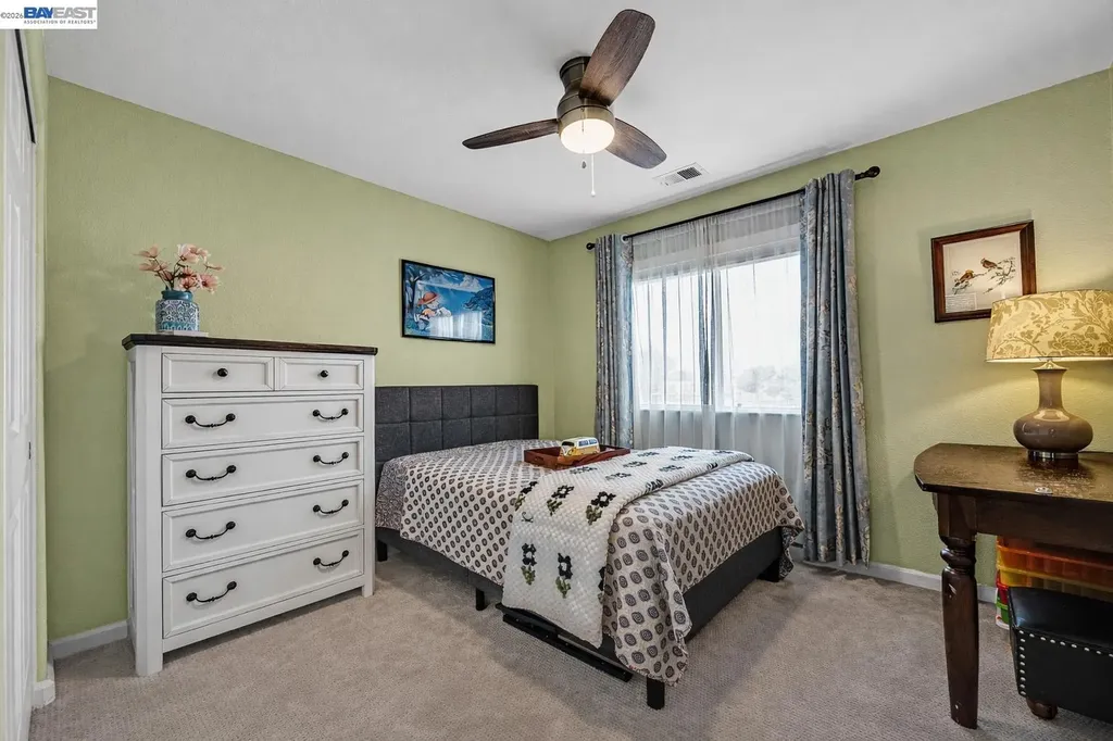 15100 Shining Star Lane San Leandro CA 94579
