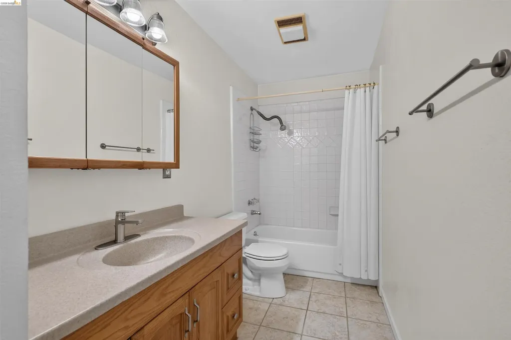 5636 Idlewild Avenue Livermore CA 94551