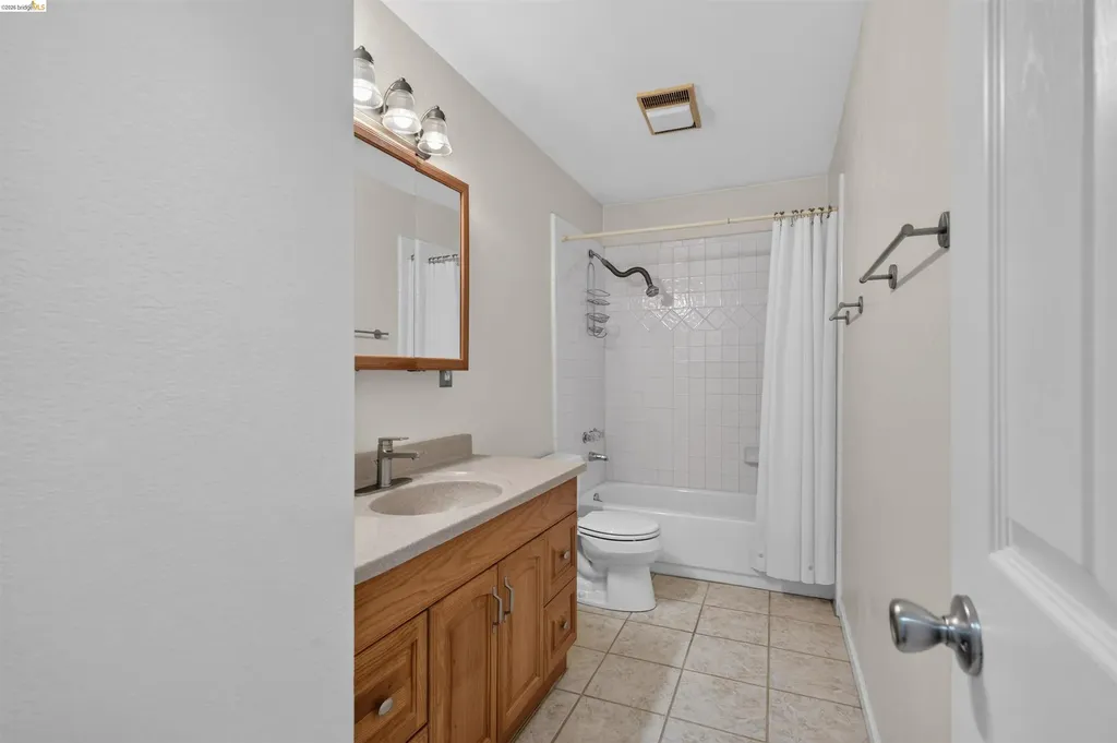 5636 Idlewild Avenue Livermore CA 94551