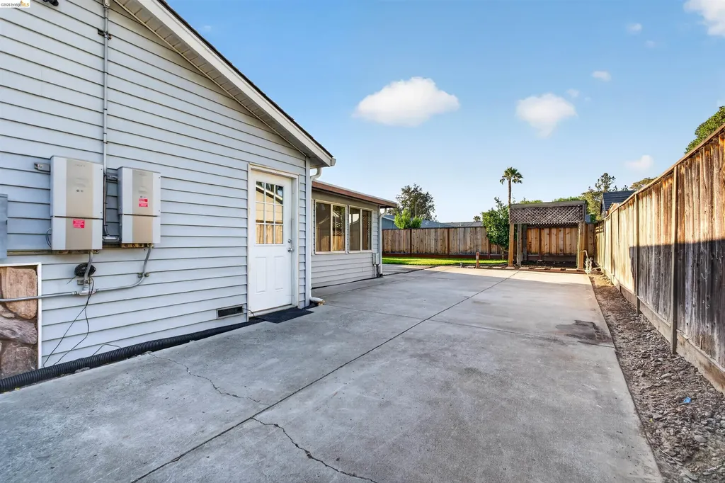 5636 Idlewild Avenue Livermore CA 94551
