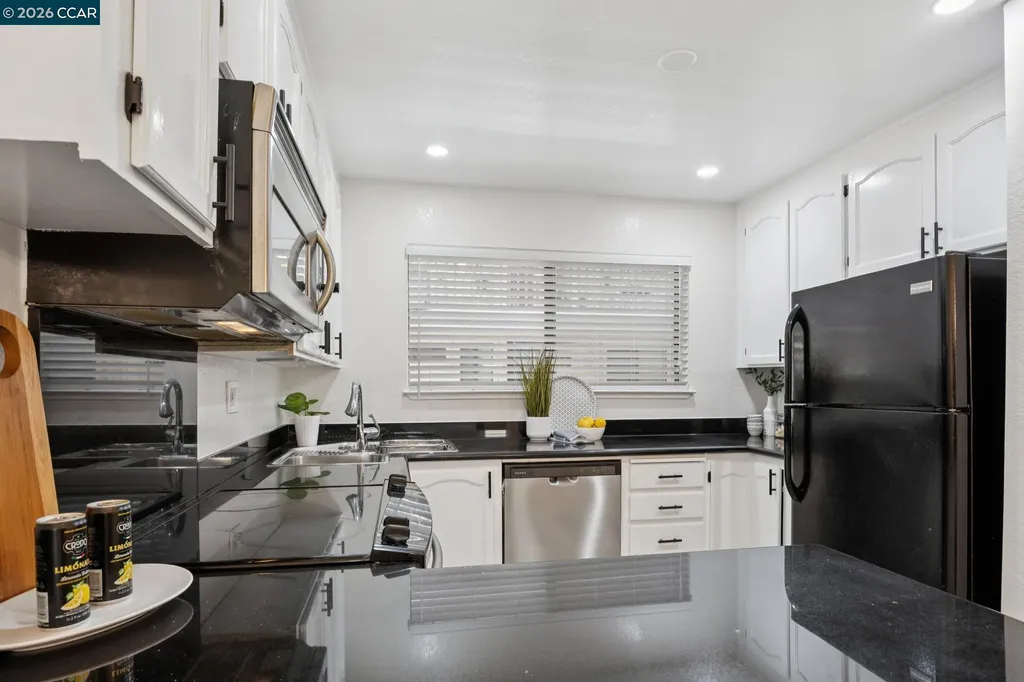 99 Cleaveland Road Pleasant Hill CA 94523