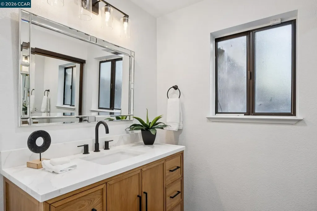 99 Cleaveland Road Pleasant Hill CA 94523