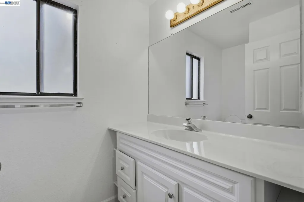 410 Monaco Avenue Union City CA 94587