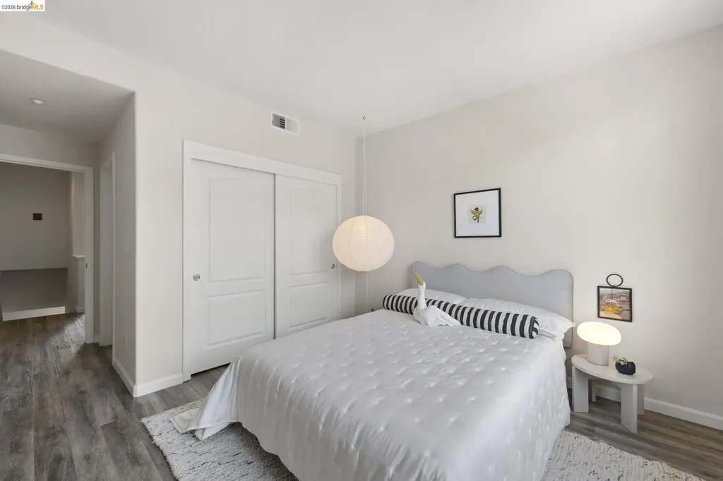 1524 Tucker Street Oakland CA 94603
