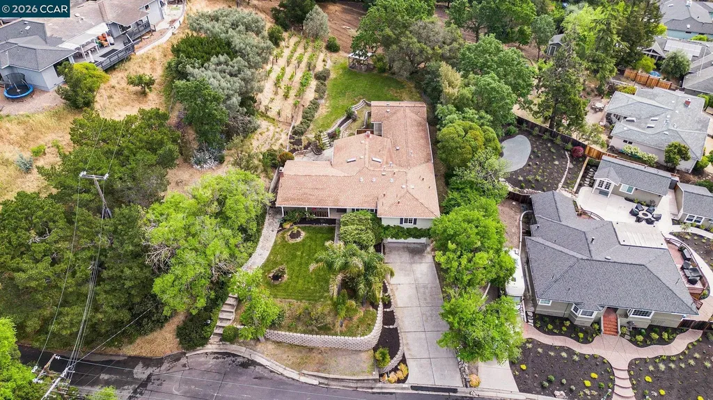 4 Dale Court Lafayette CA 94549