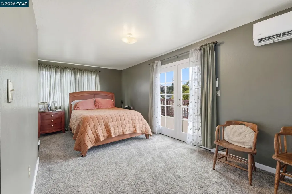 1225 Ulfinian Way Martinez CA 94553