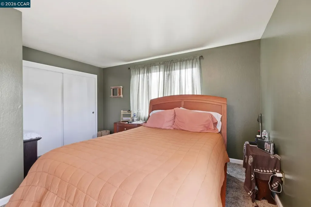 1225 Ulfinian Way Martinez CA 94553