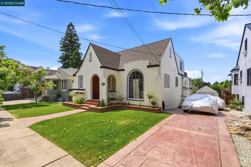 1225 Ulfinian Way Martinez CA 94553