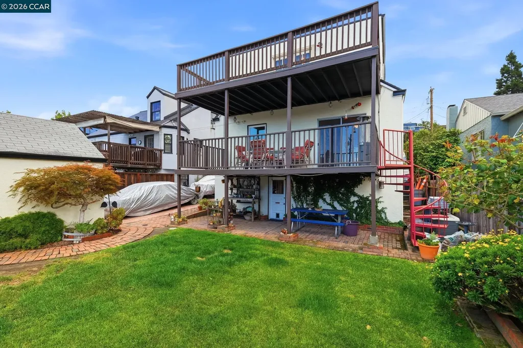 1225 Ulfinian Way Martinez CA 94553