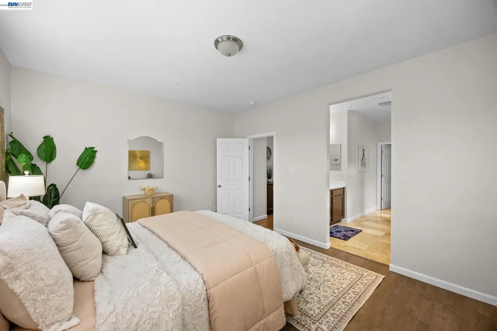 246 Sullivan Way Hayward CA 94541