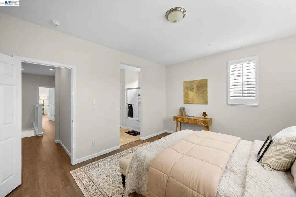 246 Sullivan Way Hayward CA 94541