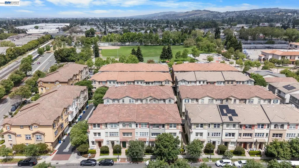 246 Sullivan Way Hayward CA 94541