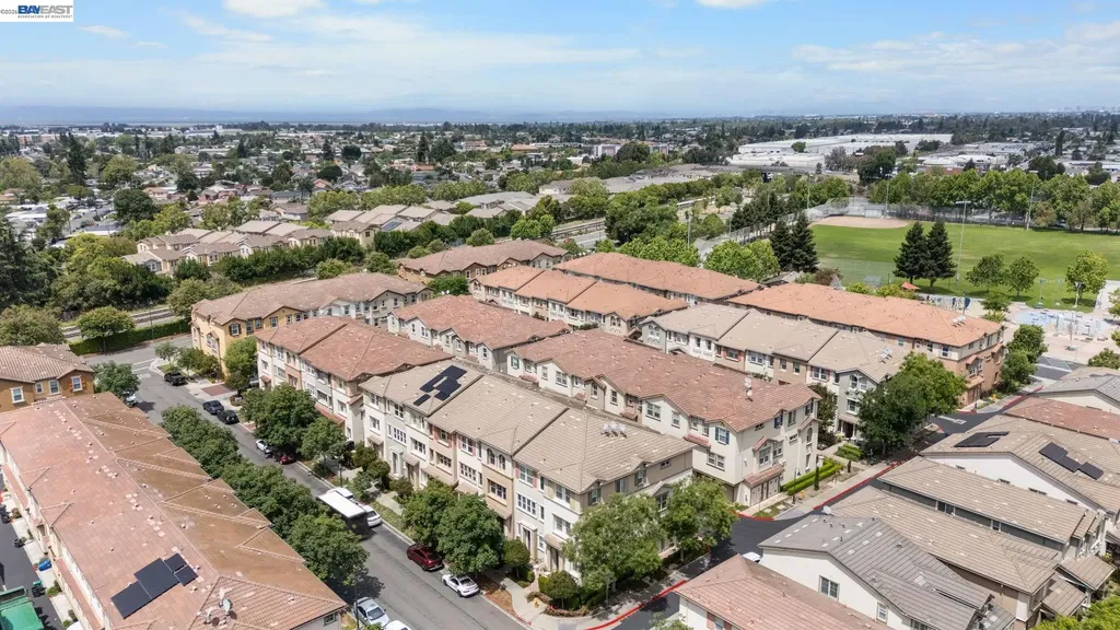 246 Sullivan Way Hayward CA 94541