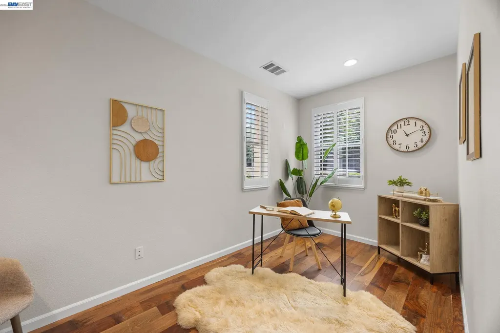 246 Sullivan Way Hayward CA 94541