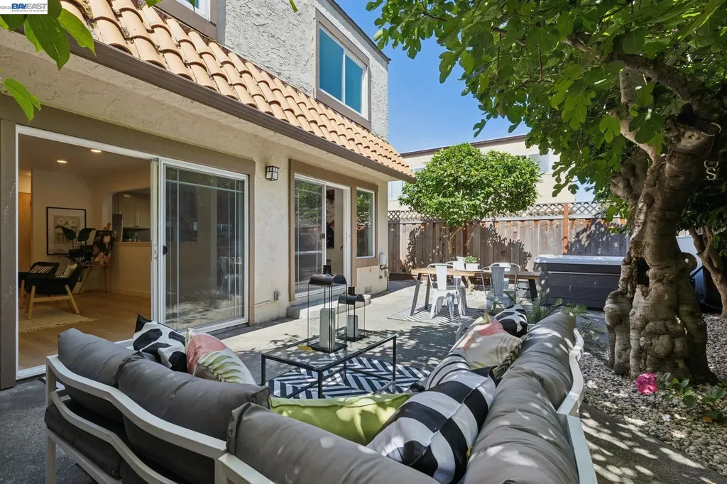 2615 San Jose Avenue Alameda CA 94501