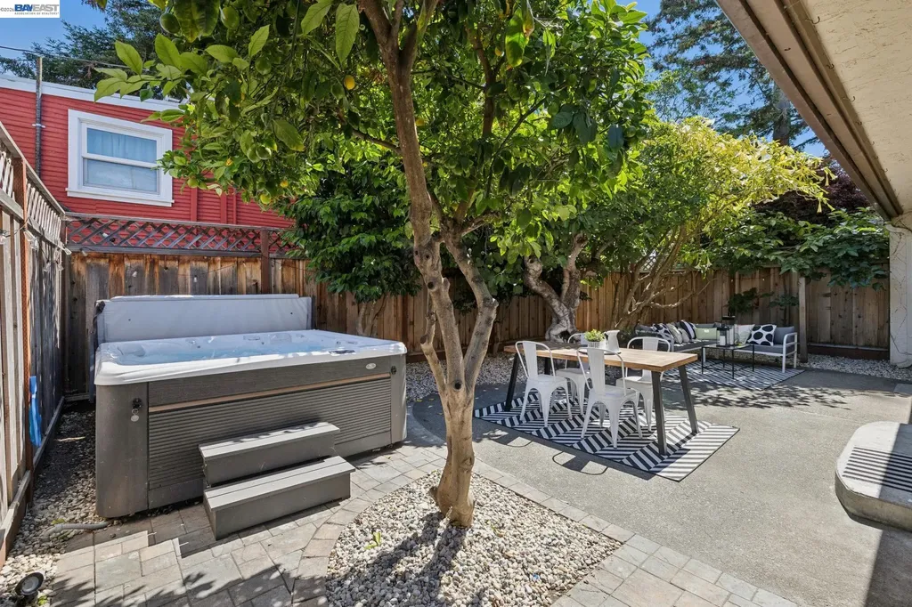 2615 San Jose Avenue Alameda CA 94501