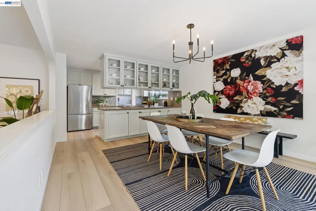 2615 San Jose Avenue Alameda CA 94501
