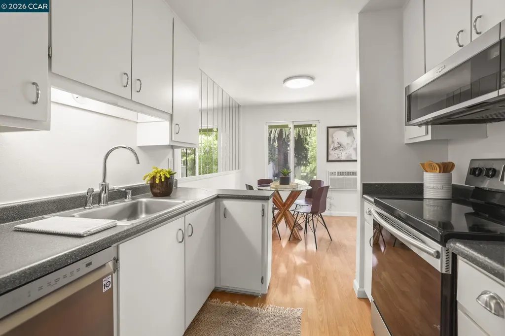 2564 Walnut Boulevard Walnut Creek CA 94596