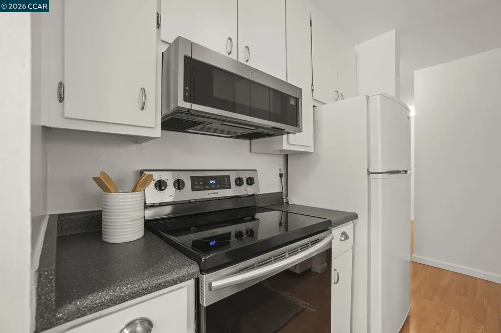 2564 Walnut Boulevard Walnut Creek CA 94596