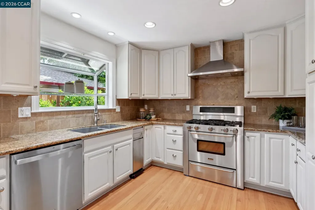 962 Oasis Drive Concord CA 94518