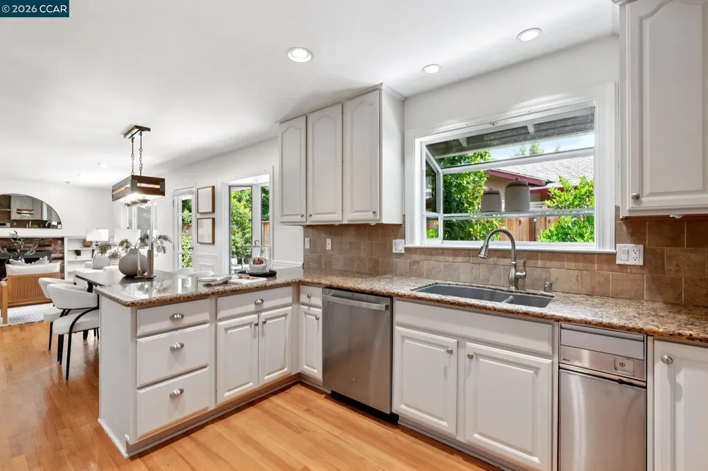 962 Oasis Drive Concord CA 94518