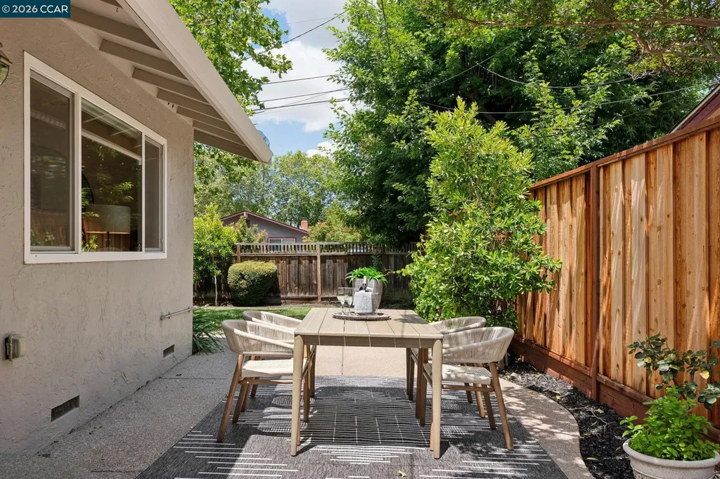 962 Oasis Drive Concord CA 94518