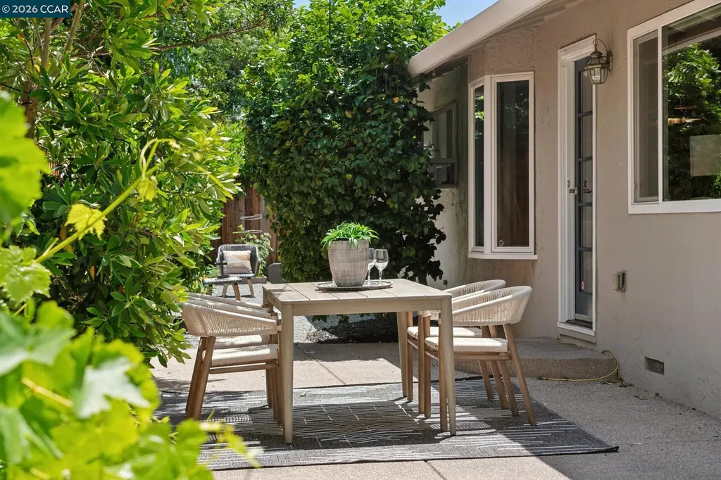 962 Oasis Drive Concord CA 94518