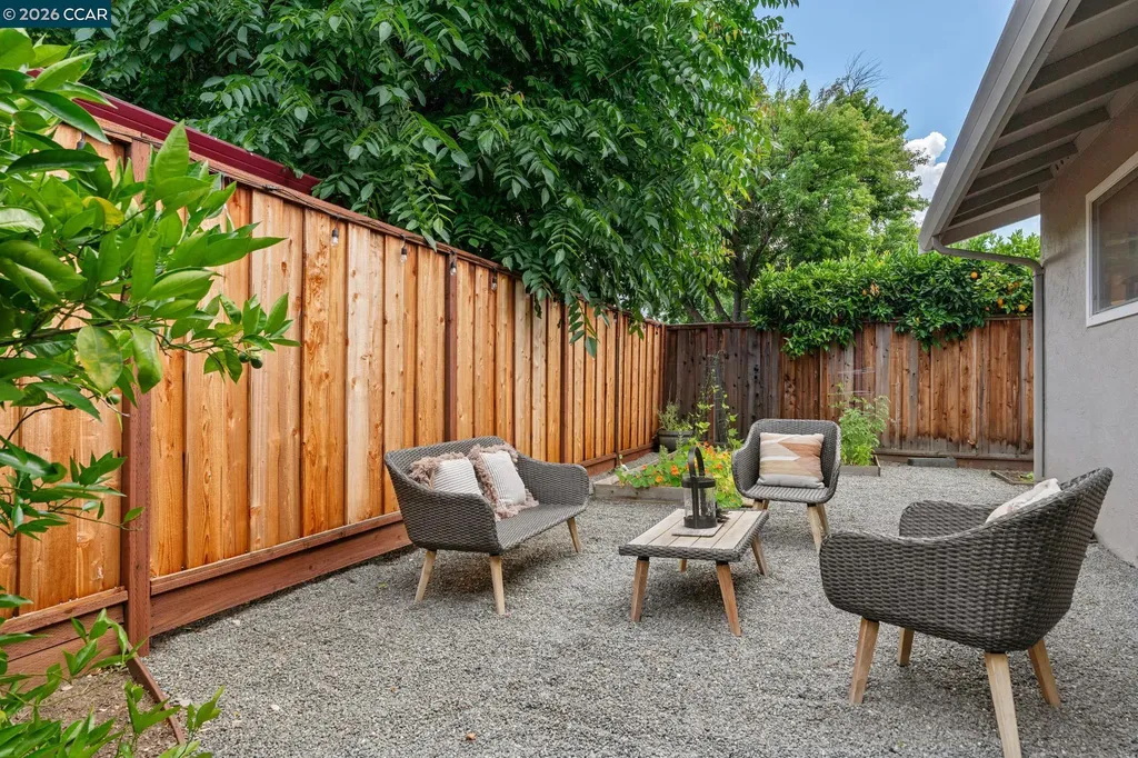 962 Oasis Drive Concord CA 94518