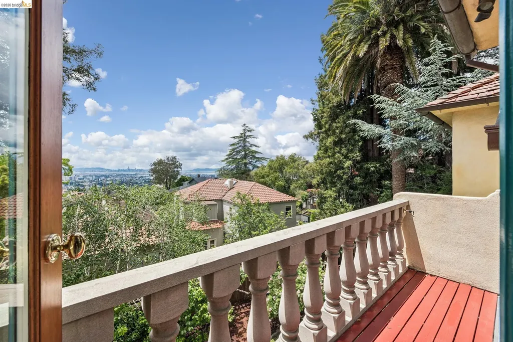 479 Mountain Avenue Piedmont CA 94611