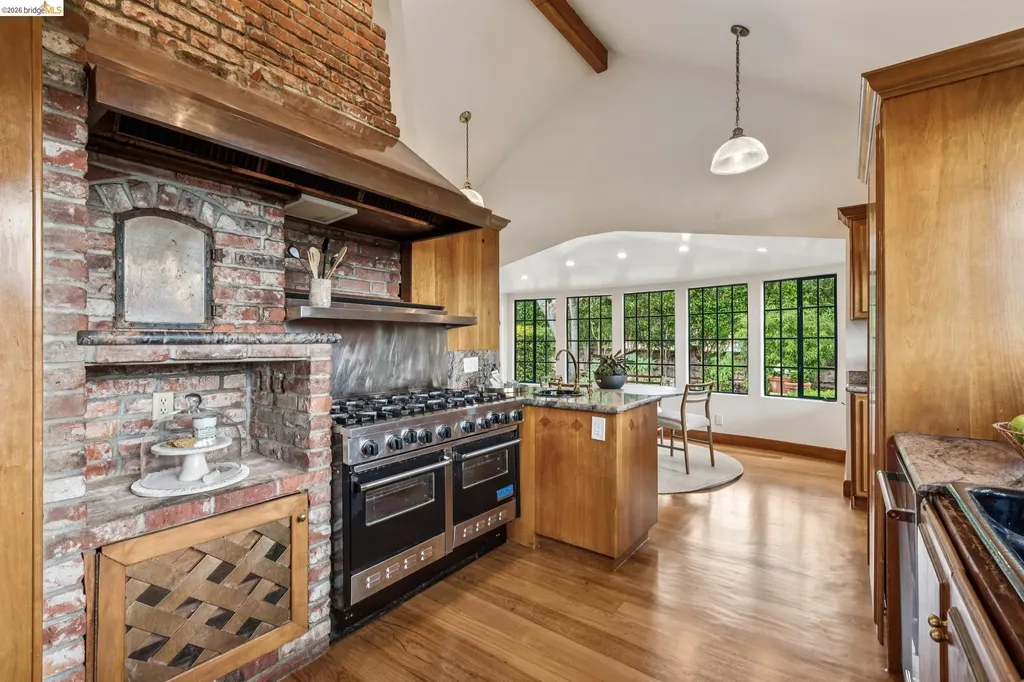 479 Mountain Avenue Piedmont CA 94611