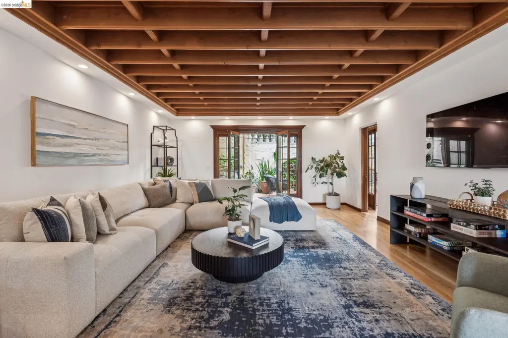 479 Mountain Avenue Piedmont CA 94611