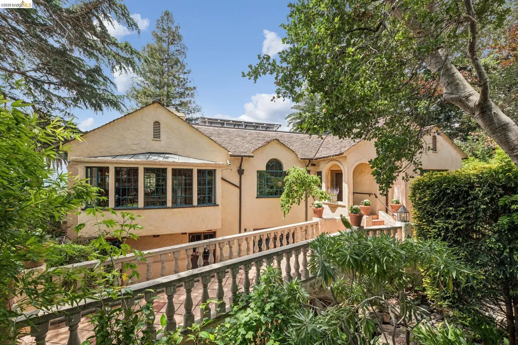 479 Mountain Avenue Piedmont CA 94611