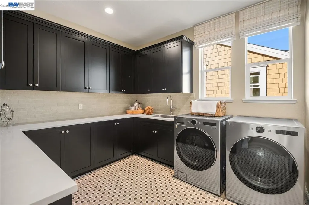 32663 Singh Circle Union City CA 94587