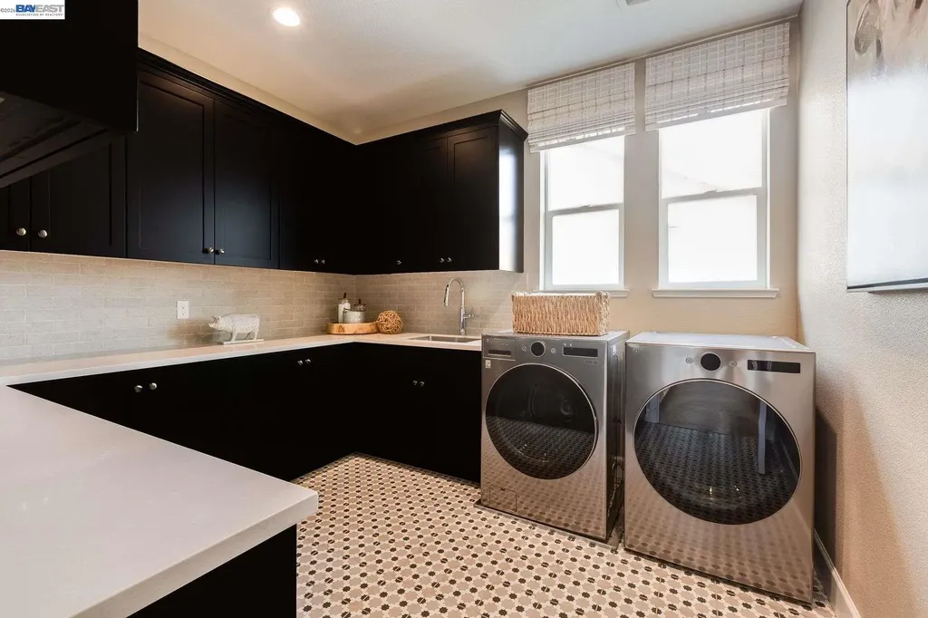 32663 Singh Circle Union City CA 94587