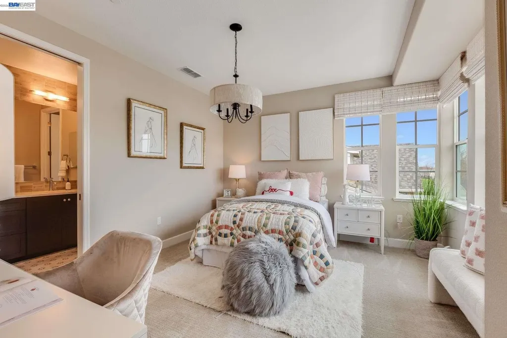 32663 Singh Circle Union City CA 94587