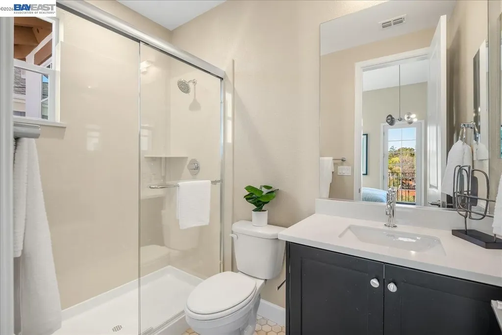 32663 Singh Circle Union City CA 94587