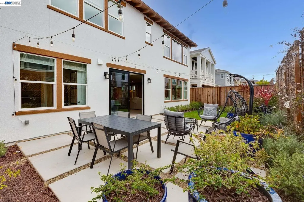 32663 Singh Circle Union City CA 94587