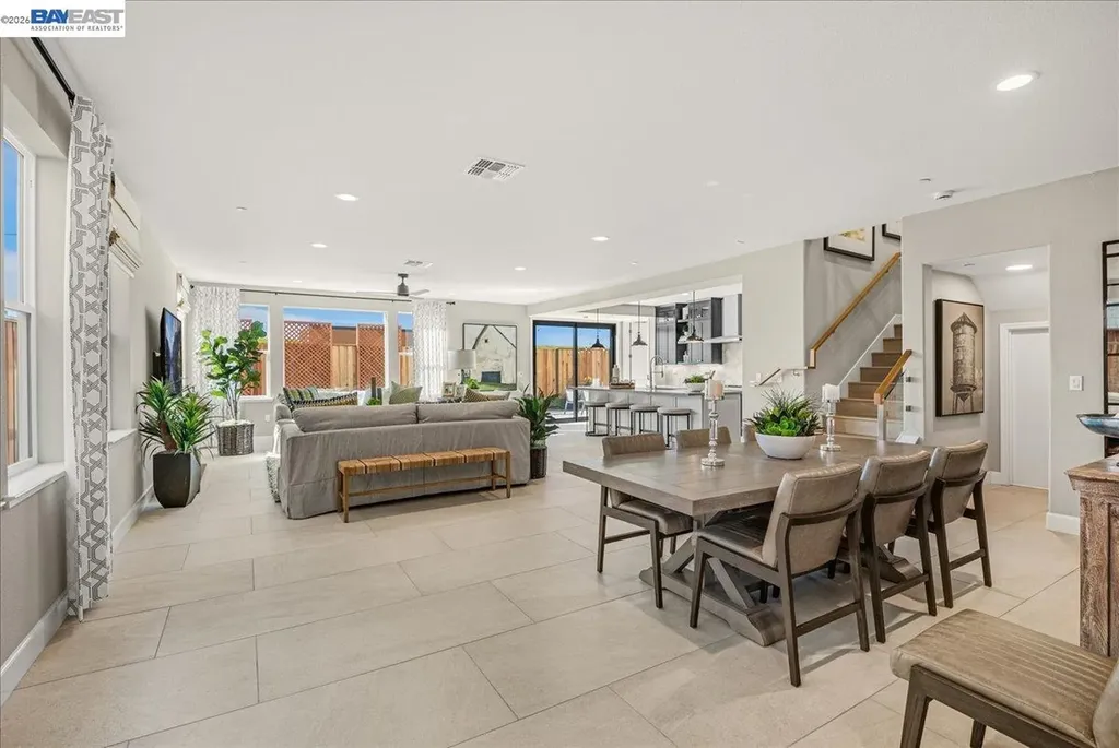 32663 Singh Circle Union City CA 94587