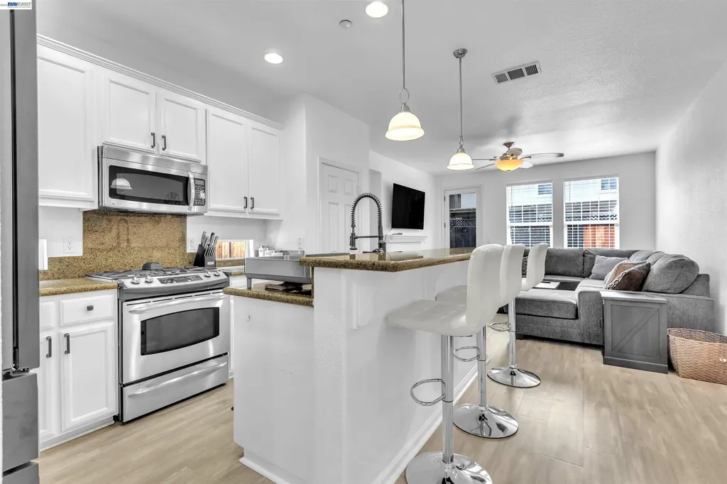90 Bergamot Court Oakley CA 94561