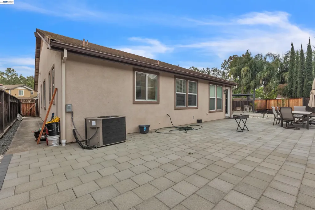 90 Bergamot Court Oakley CA 94561