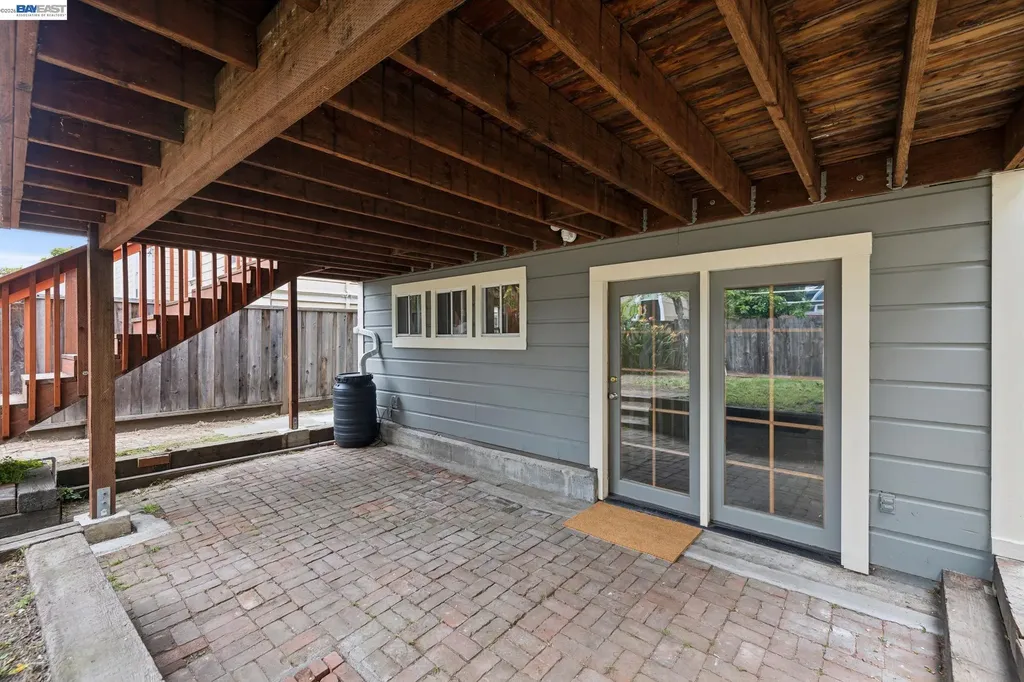 1615 Sherman Street Alameda CA 94501