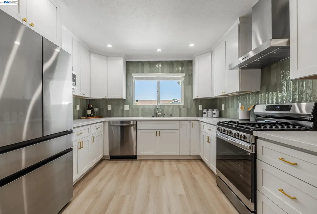 38850 Bonnie Way Fremont CA 94536