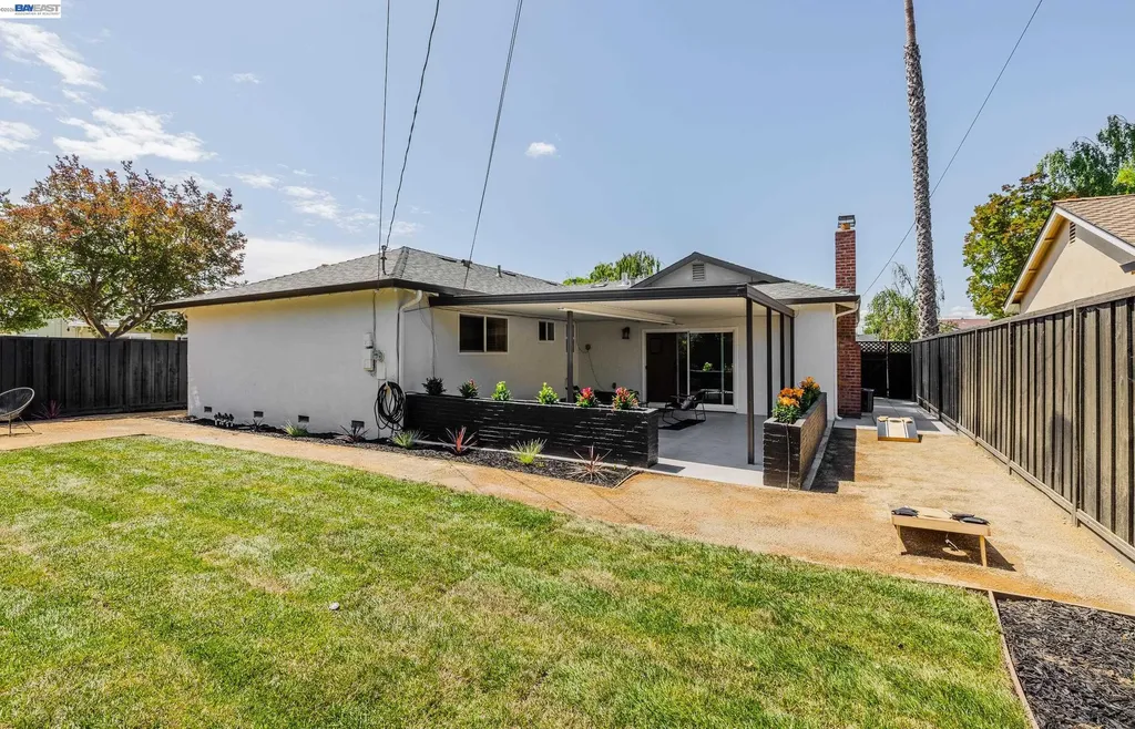 38850 Bonnie Way Fremont CA 94536