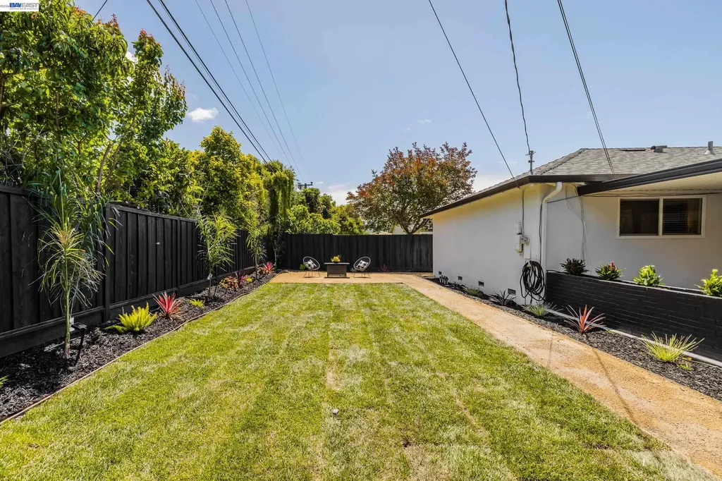 38850 Bonnie Way Fremont CA 94536